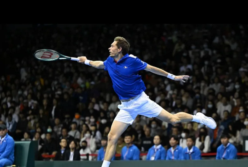 Mahut 1