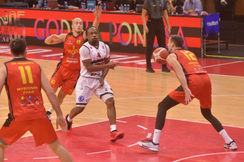 Okk sloboda kk mladost07