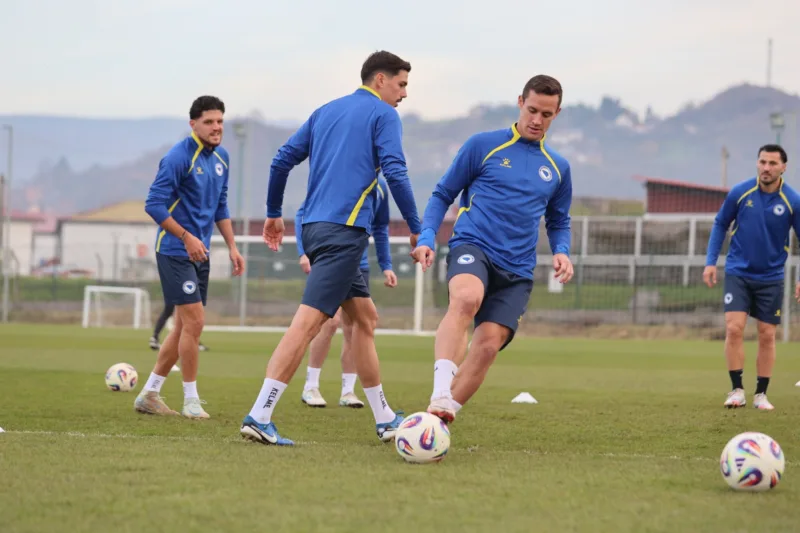 Zmajevi trening sari karic basic hadzikadunic