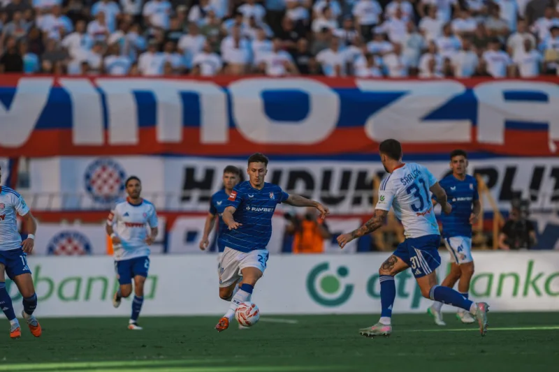 Hajduk dinamo232