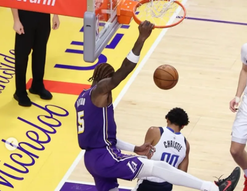 Ayton 1