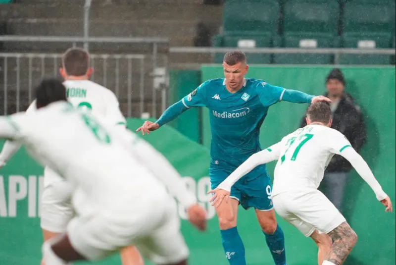Edin dzeko 4