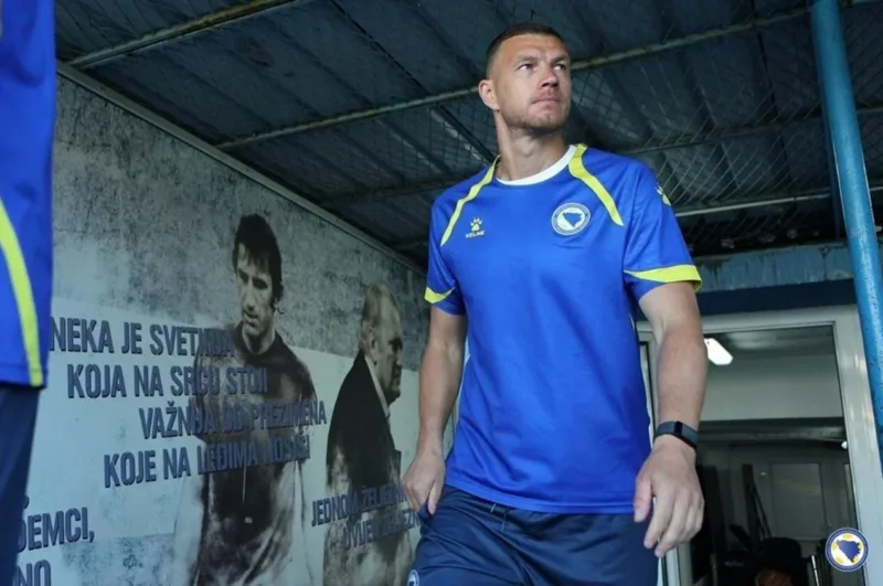 Dzeko 33