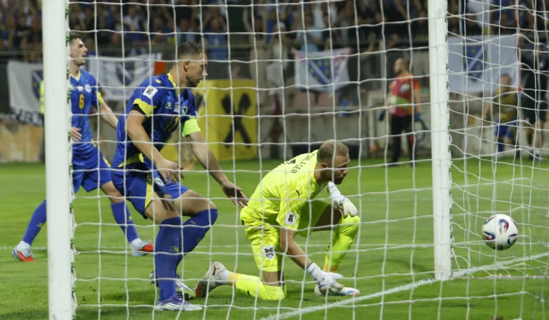 Dzeko 54