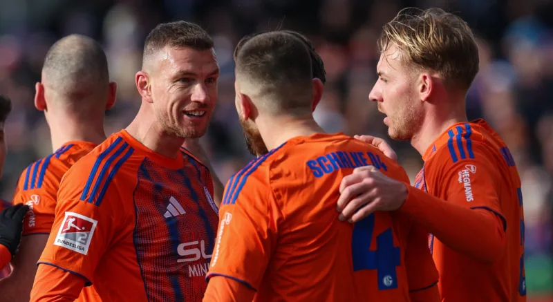 Schalke dzeko kurucay