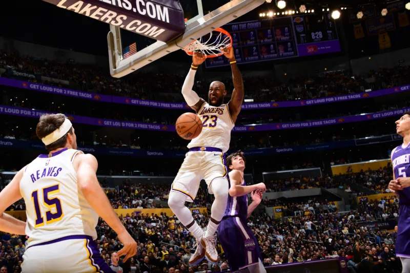 Lakers kings lebron james