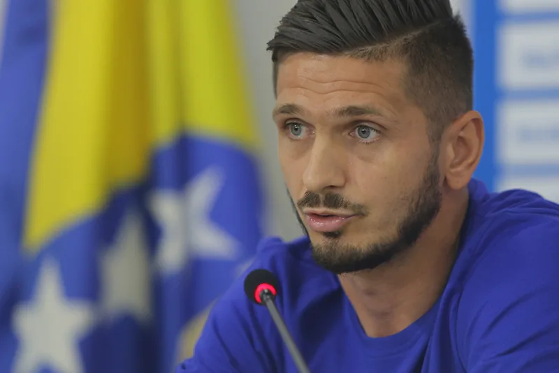 Zec fk zeljeznicar
