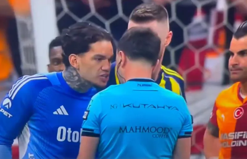 Ederson 6