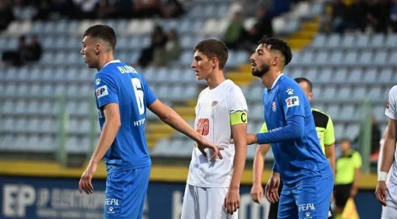 Borac siroki deket