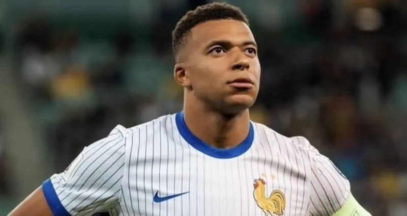 Mbappe x2