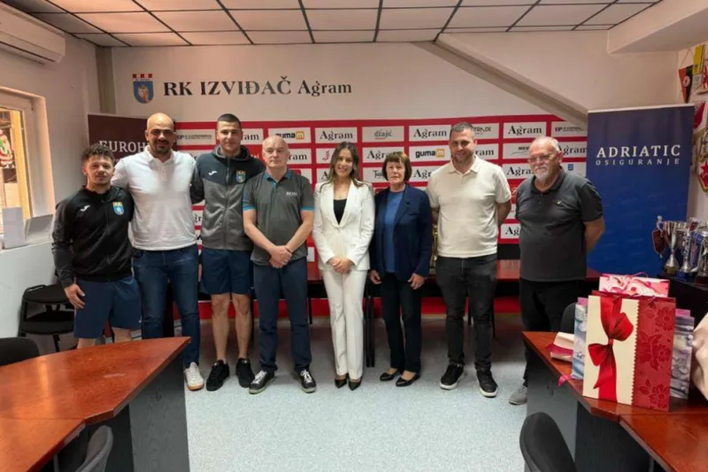 Izvidjac zhk 1