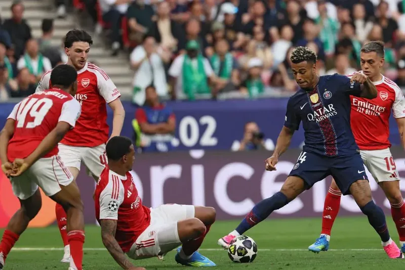 Fbl eur c1 psg arsenal final 1