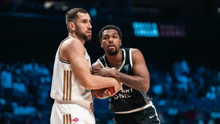 Dubai partizan kamenjas