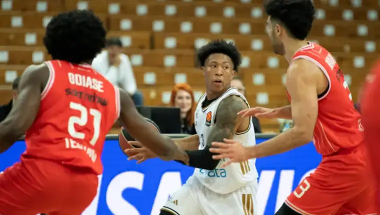 Dubai hapoel 4