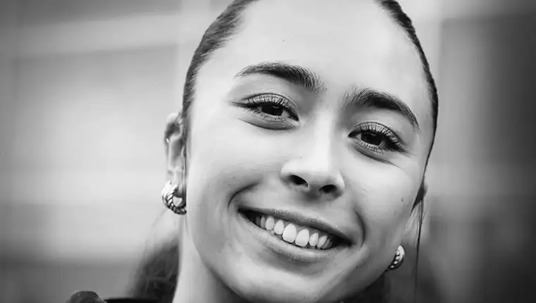 Mia hamant 1