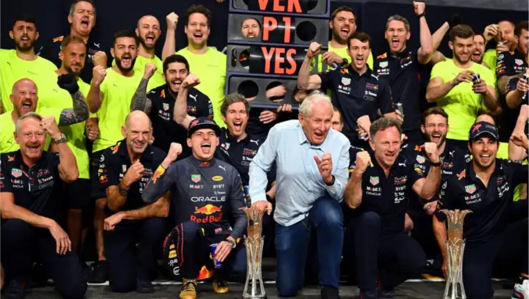 Red bull helmut marko horner verstappen perez