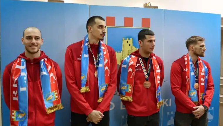 Pavlovic cesko mandic