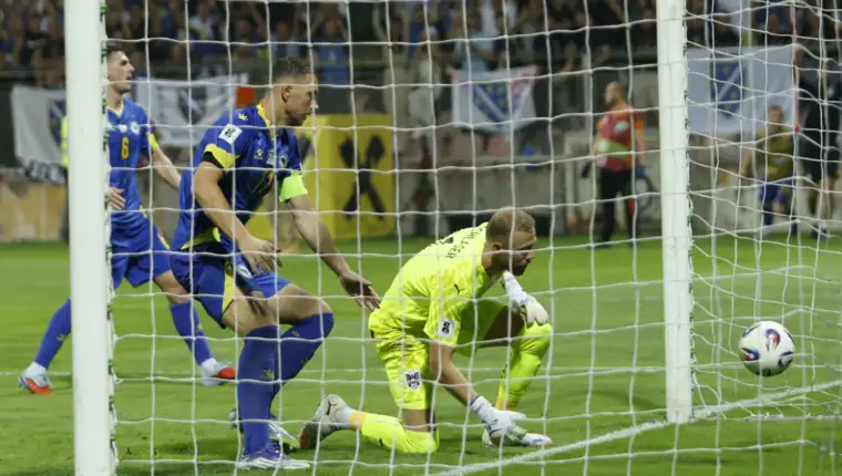 Dzeko 54