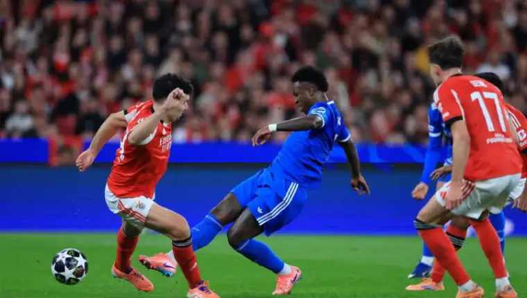 Vinicius benfica 45