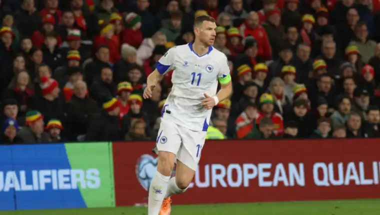 Dzeko 54