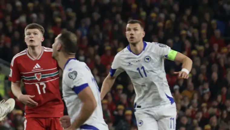 Dzeko 54