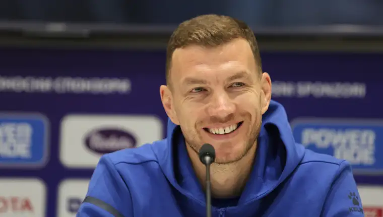 Dzeko 8239291