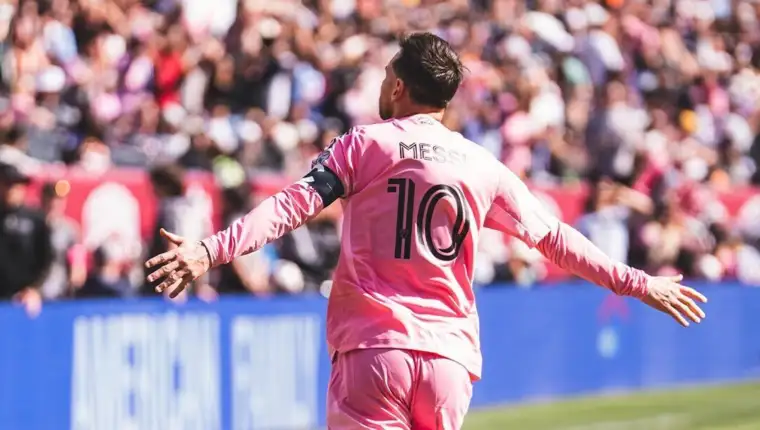 Messi 231