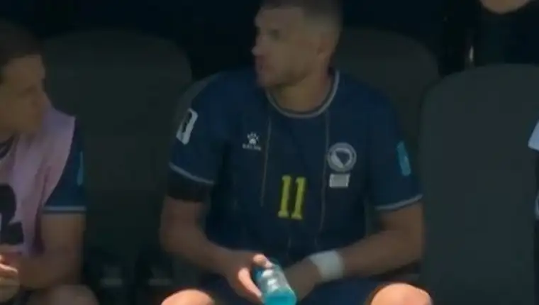 Džeko klupa
