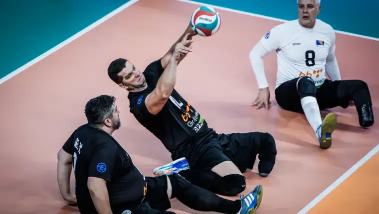 Volley 1