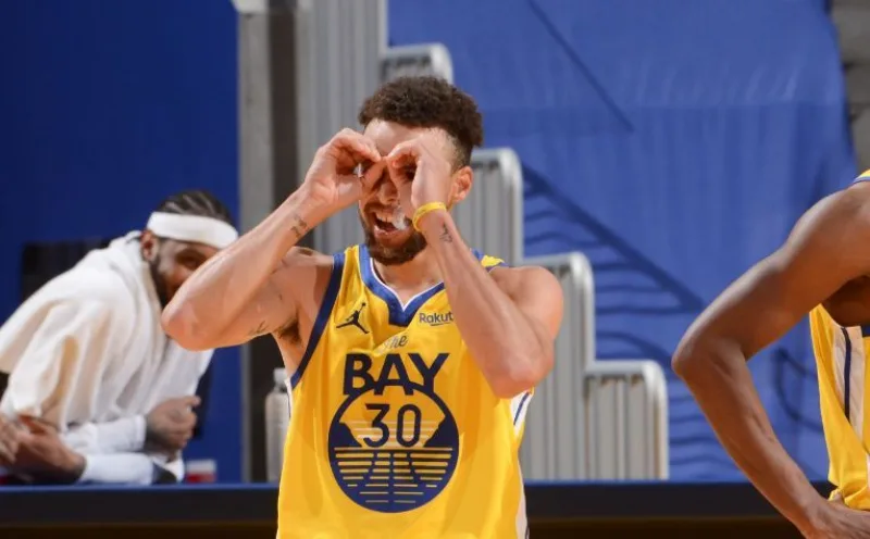 Curry 4