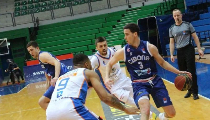 Mornar 3