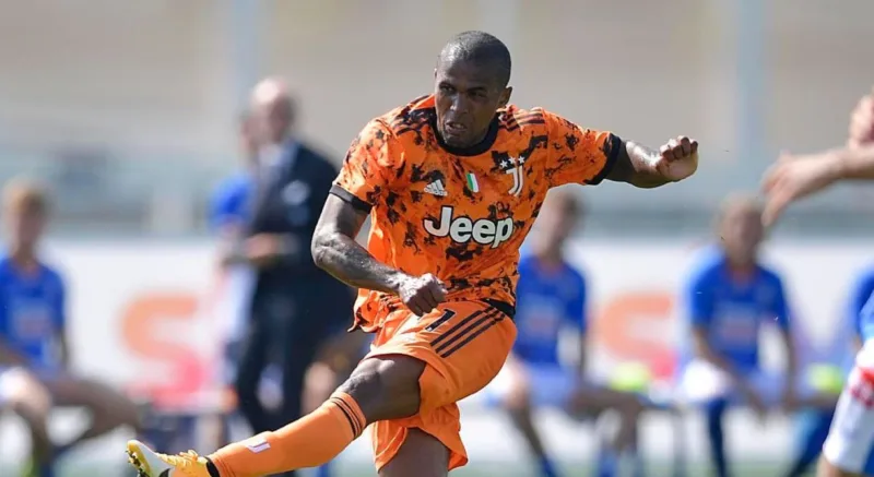 Douglas costa1