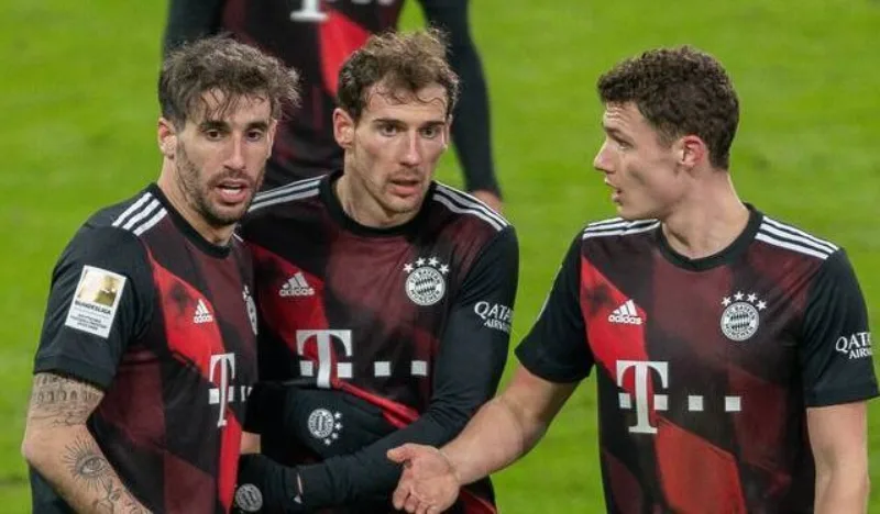 Gore i Javi