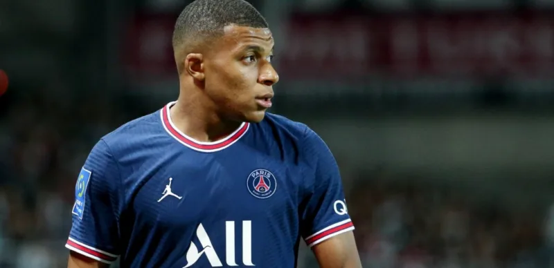 Mbappe 9