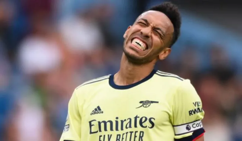Auba 4