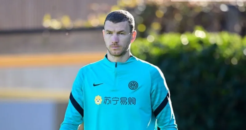 Dzeko 8 2