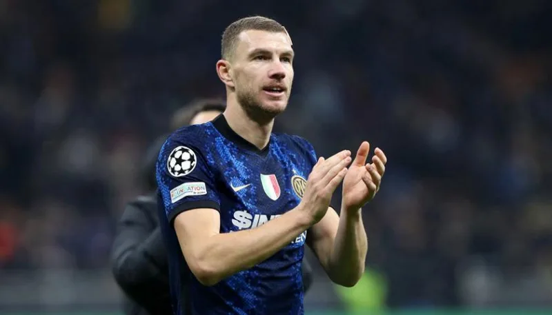Dzeko 2 7