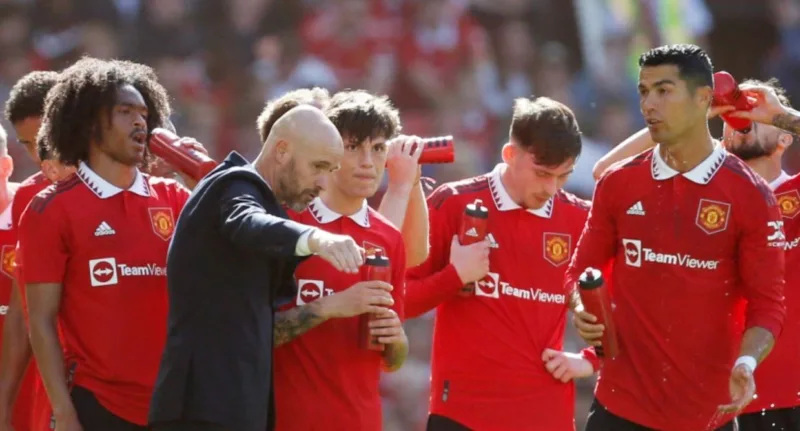 Ten hag11