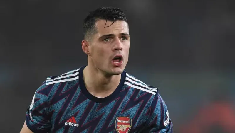 Xhaka 4