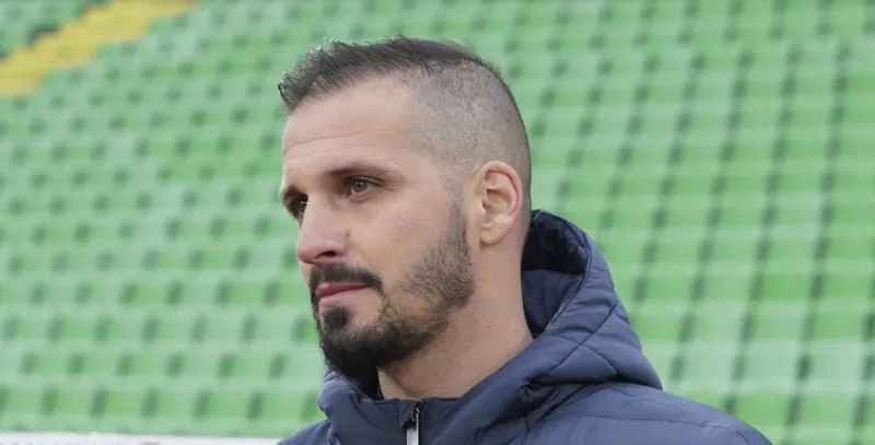 Maksimovic