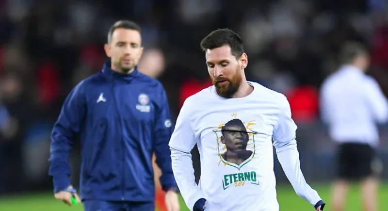 Messi15