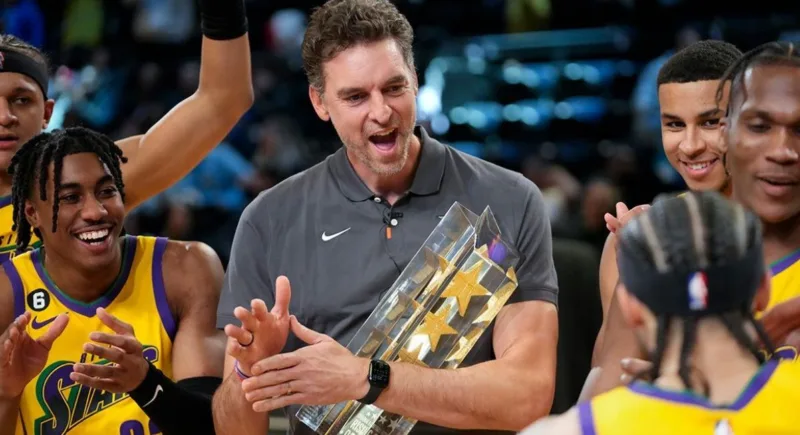 Pau