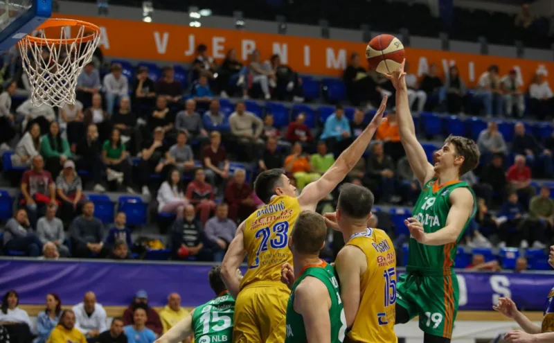 Mornar1
