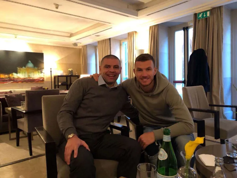 Topic i Dzeko