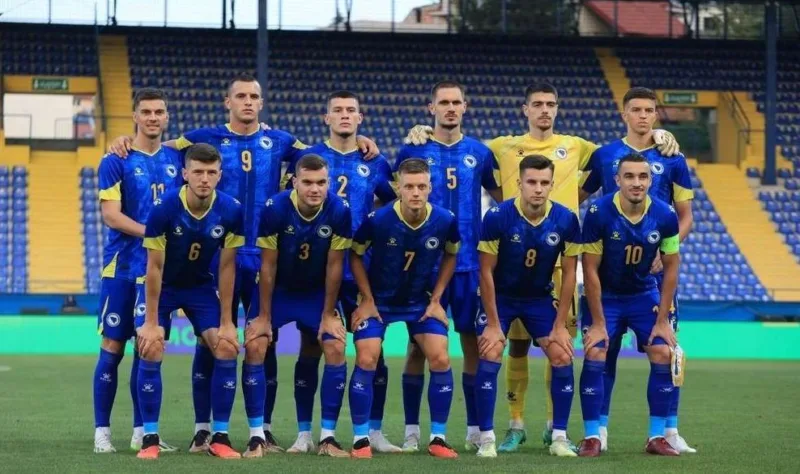 Mlada r
