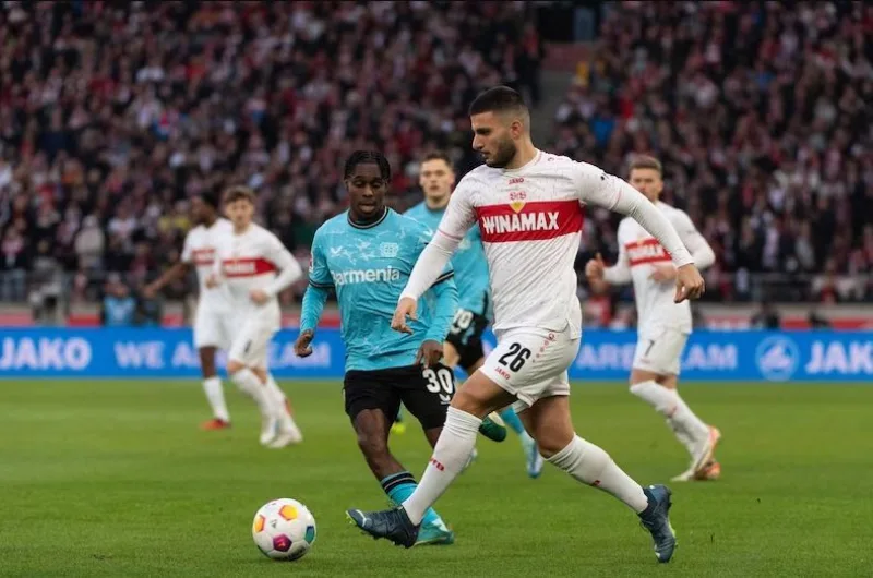 Stuttgart bayer leverkusen