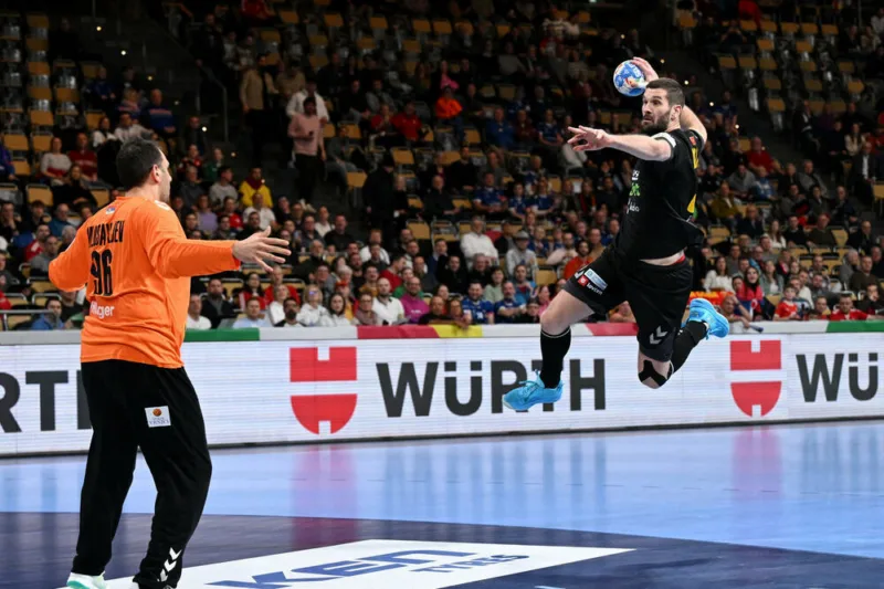 5542782 20240116t170918z 1756940916 up1ek1g1bngh2 rtrmadp 3 handballeurosrbmne ls