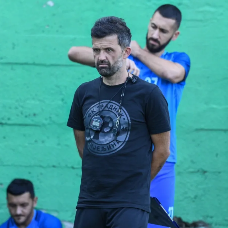 Velibor D Joric
