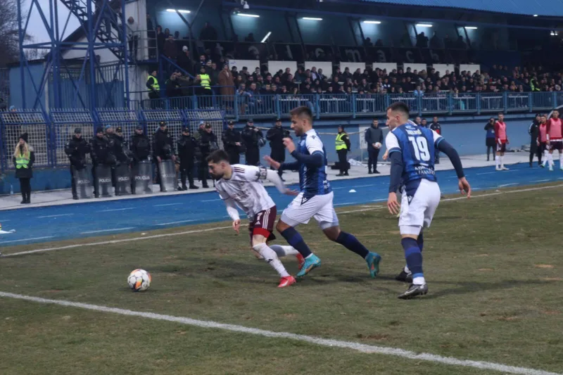Derbi 11