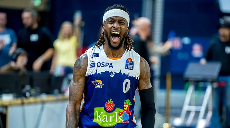 Je Quana Lewisa